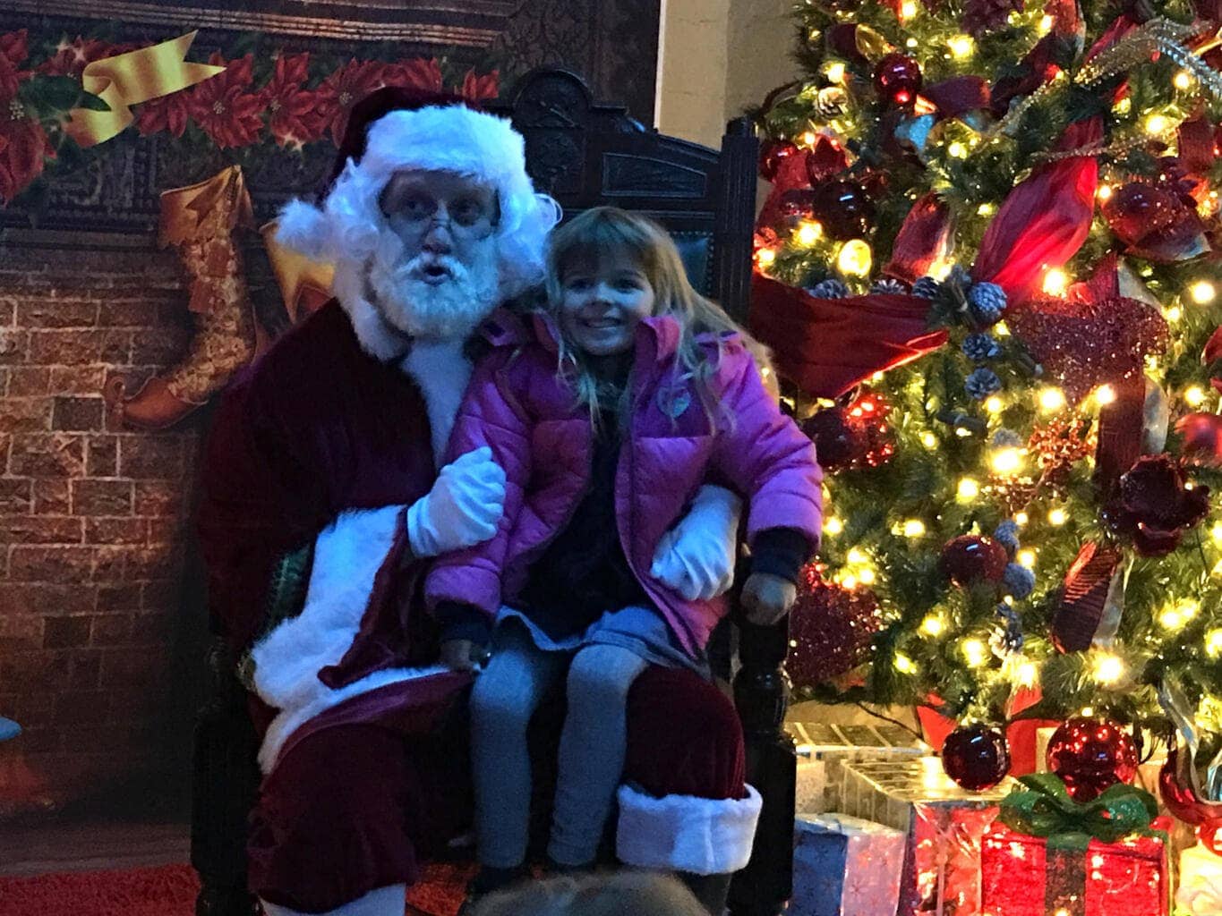 Storytime with Santa at St George's Hall Grotto www.minitravellers.co.uk