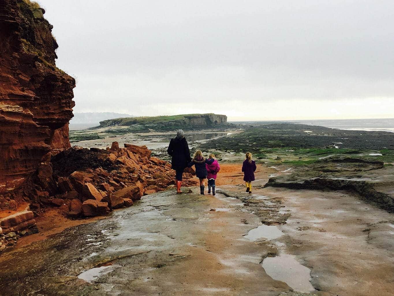 Walking out to Hilbre Island from West Kirby with Kids www.minitravellers.co.uk