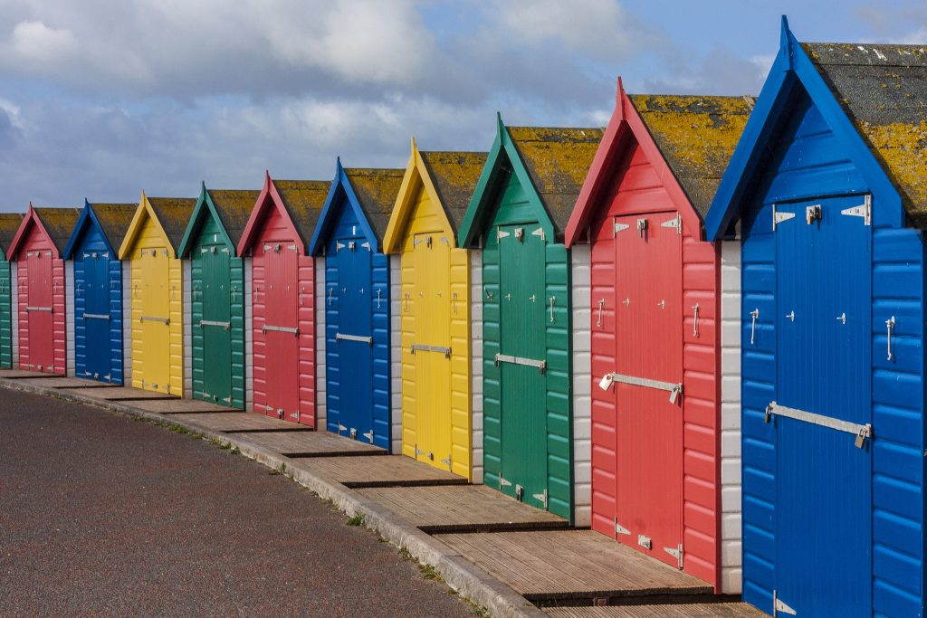 Devon Beach Huts www.minitravellers.co.uk