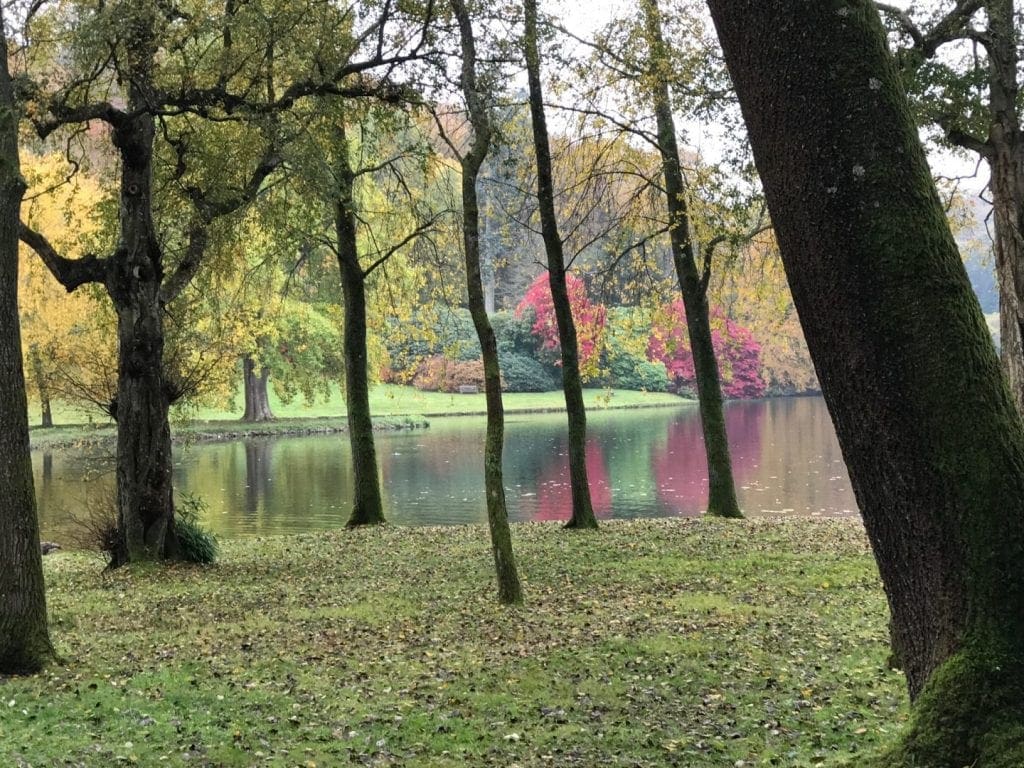 Lake at Stourhead, photograph by Devon Mama. Stourhead features in my guide of 100 amazing National Trust days out with kids - discover what else makes the list at www.minitravellers.co.uk