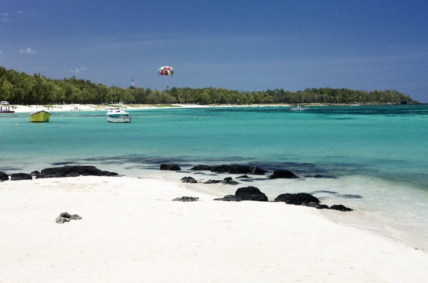 Where to stay in Mauritius with Children www.minitravellers.co.uk