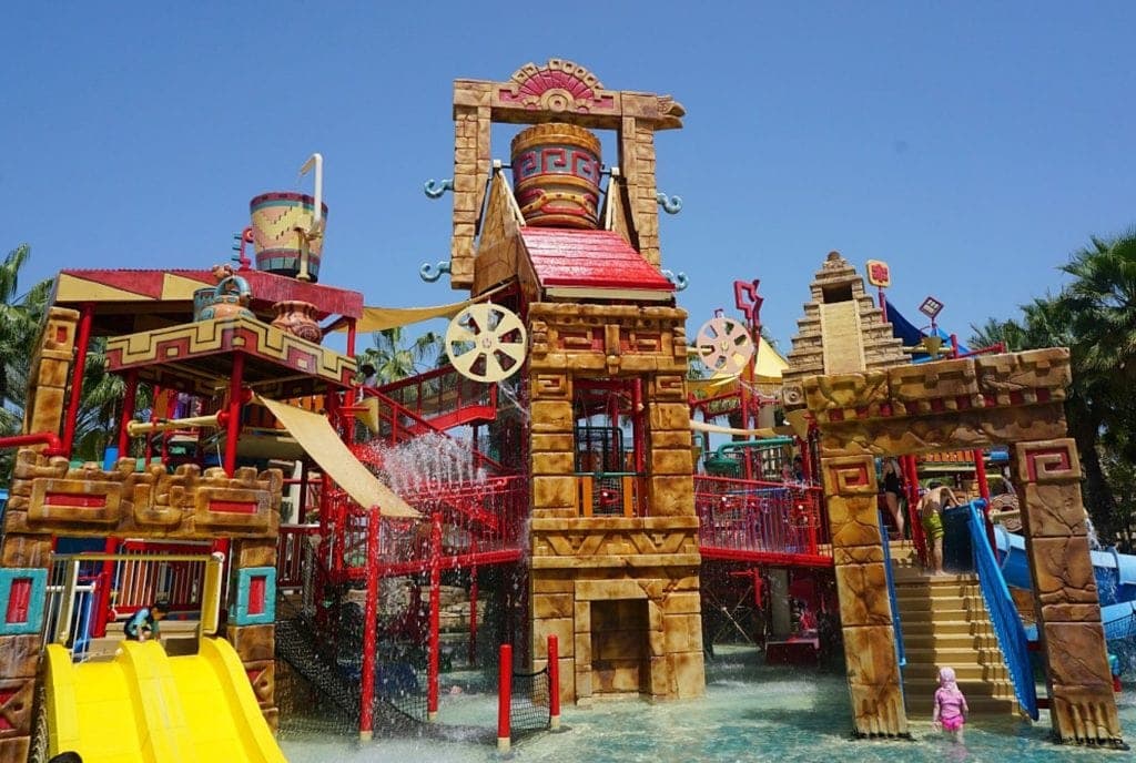 Is The Atlantis, The Palm, Dubai Family Friendly? www.minitravellers.co.uk