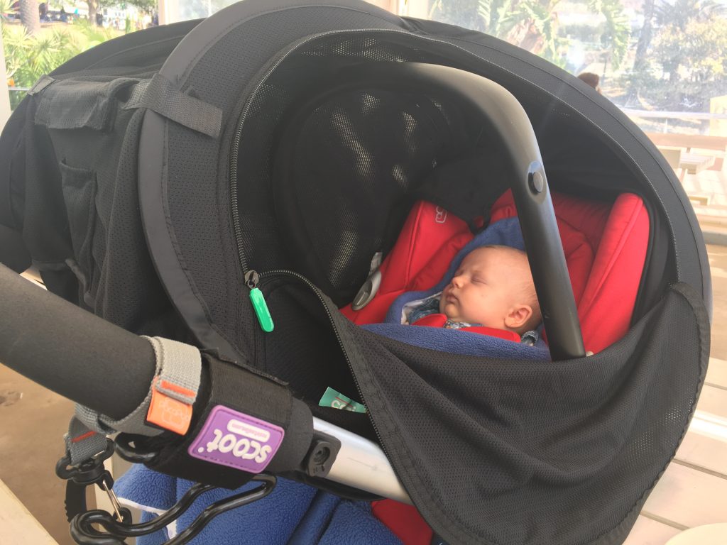 Review: Cozigo for Babies to Sleep on the Go www.minitravellers.co.uk