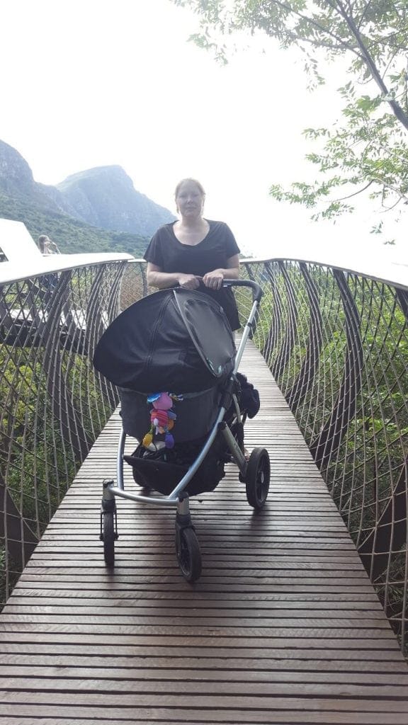 Review: Cozigo for Babies to Sleep on the Go www.minitravellers.co.uk