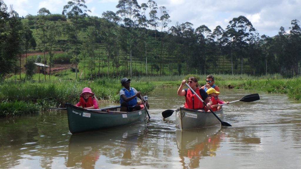 Canoeing in Rwanda on the Mukungwa River with Kids www.minitravellers.co.uk