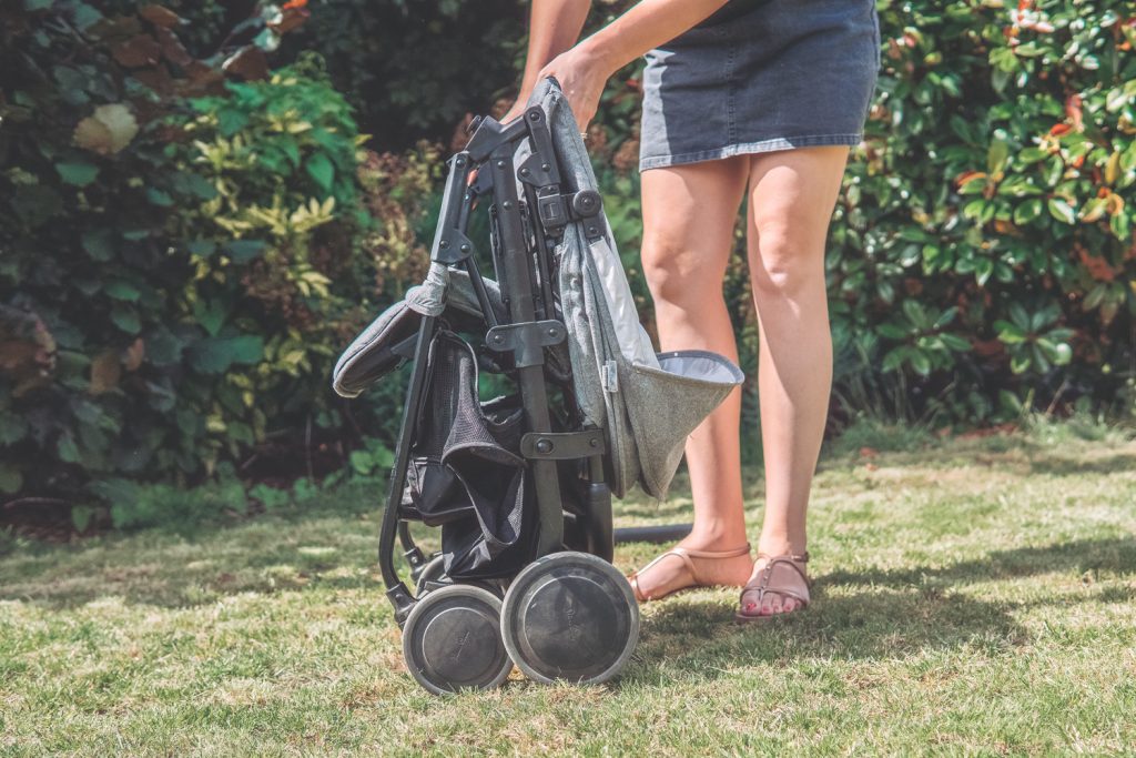 Silver Cross Avia Stroller| Review www.minitravellers.co.uk