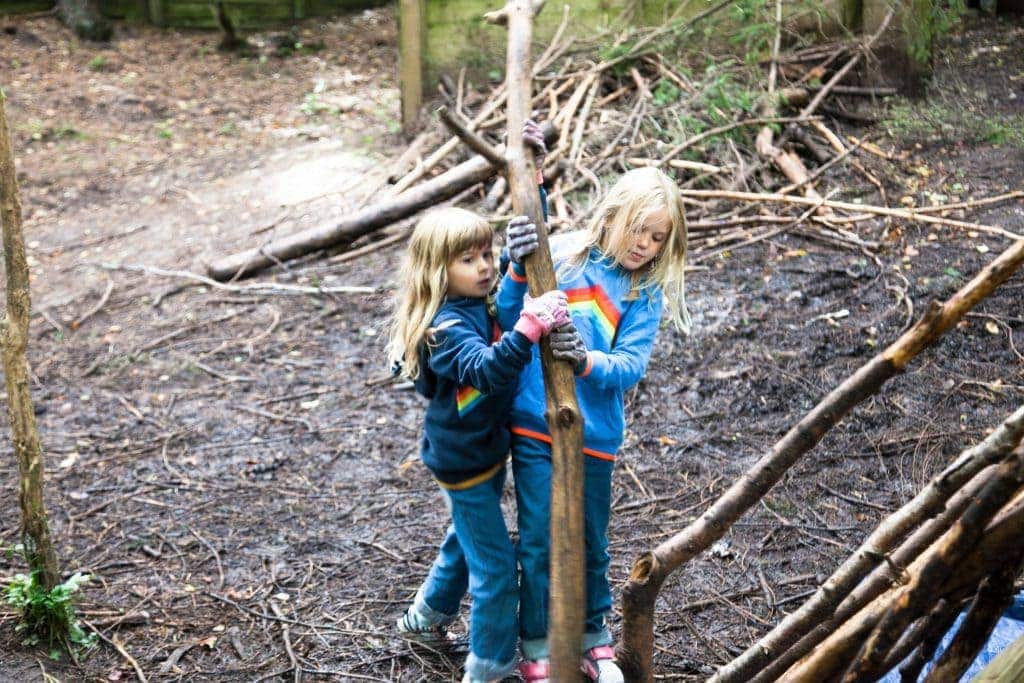 Family Den Building and Decorating at Center Parcs www.minitravellers.co.uk