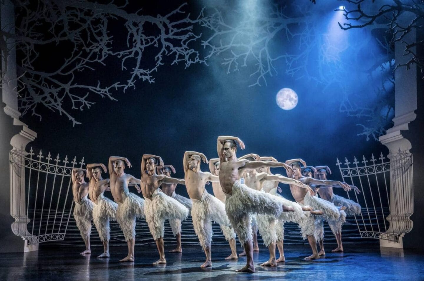 Review | Mathew Bourne’s Swan Lake – simply breath-taking!