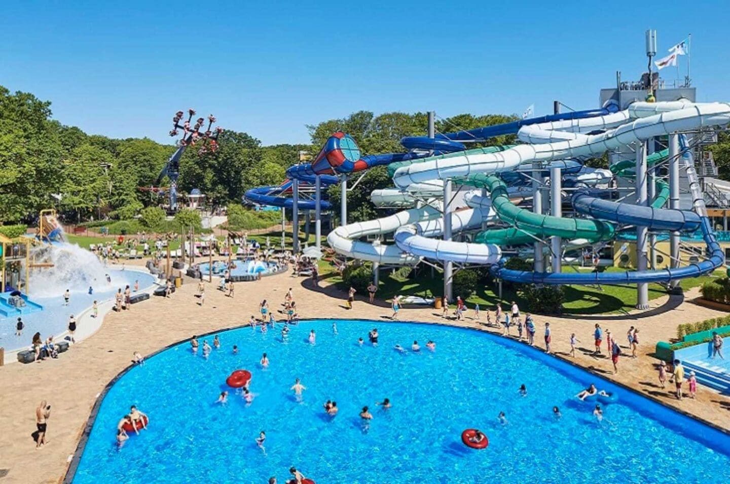 Campsites in Europe with Waterparks!