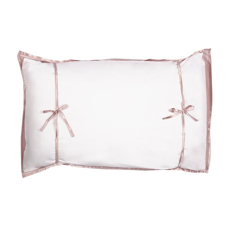 This Is Silk has launched one-sided, tie on silk pillow covers, for travellers and those with smaller budgets.