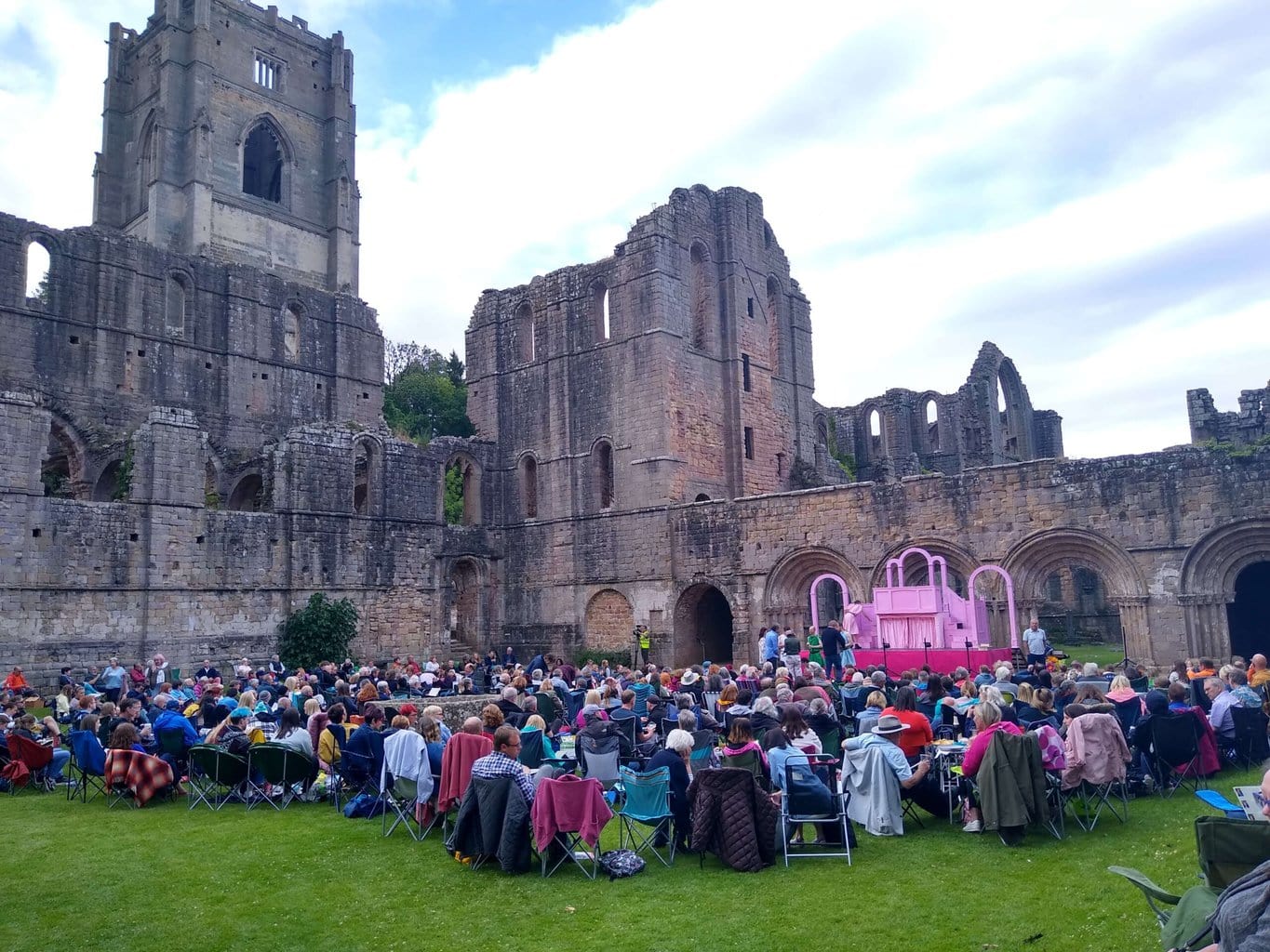 Illyria’s Outdoor Production of A Midsummer Night’s Dream