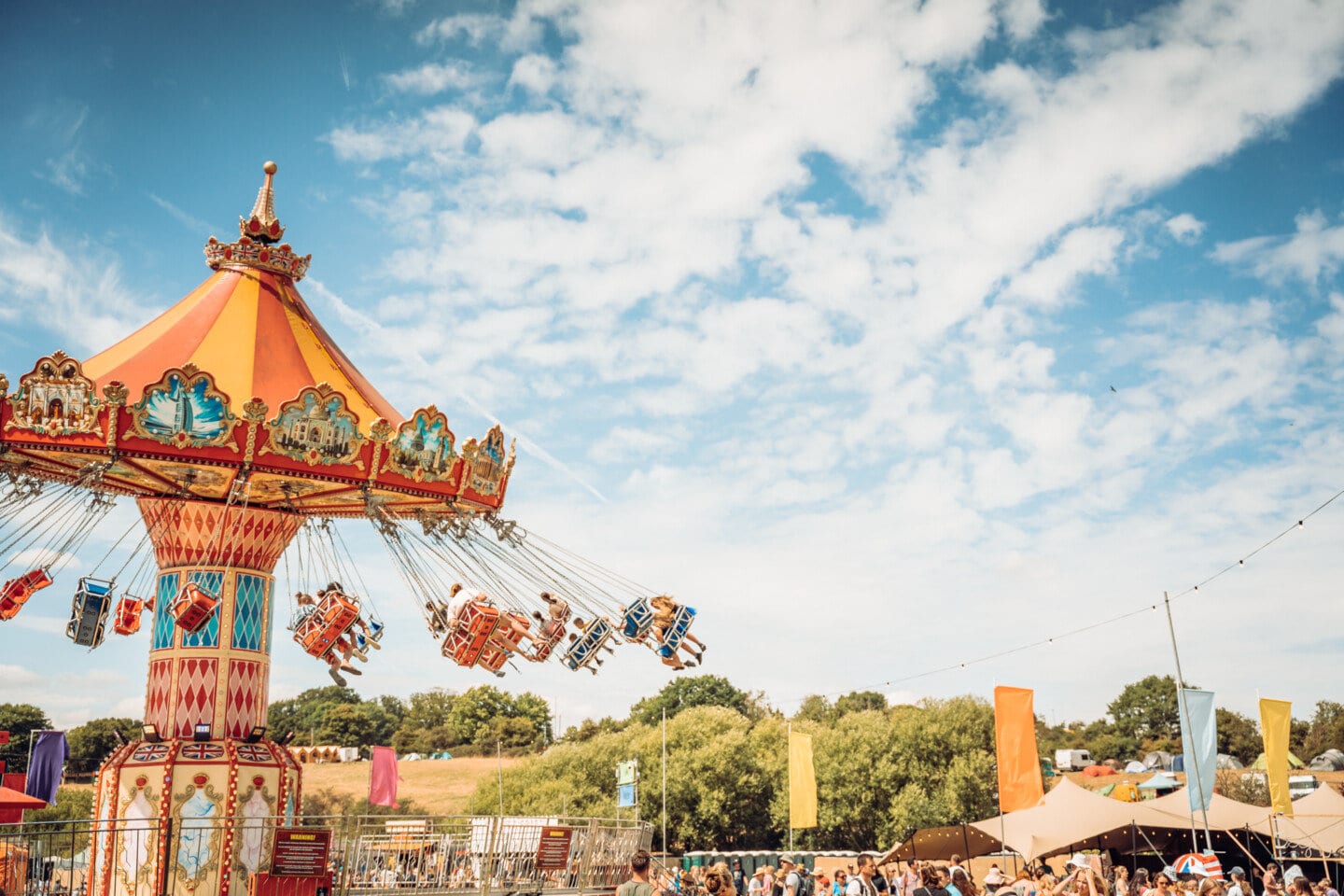 The fairground rides were also very expensive (£10 per person  for the swings is frankly extortionate )