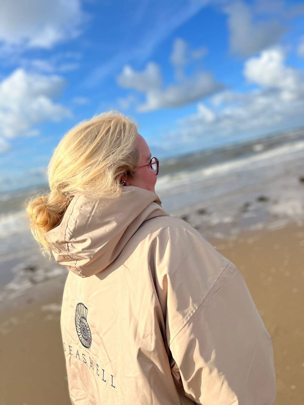 Seashell Robe Review 